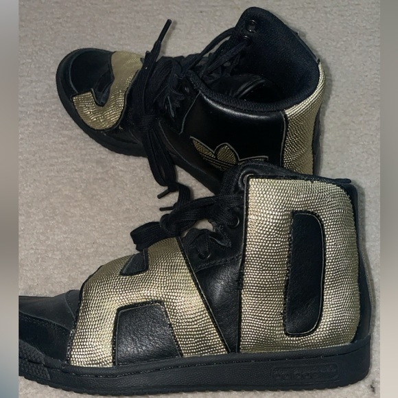 Jeremy Scott x Adidas - Picture 3 of 7